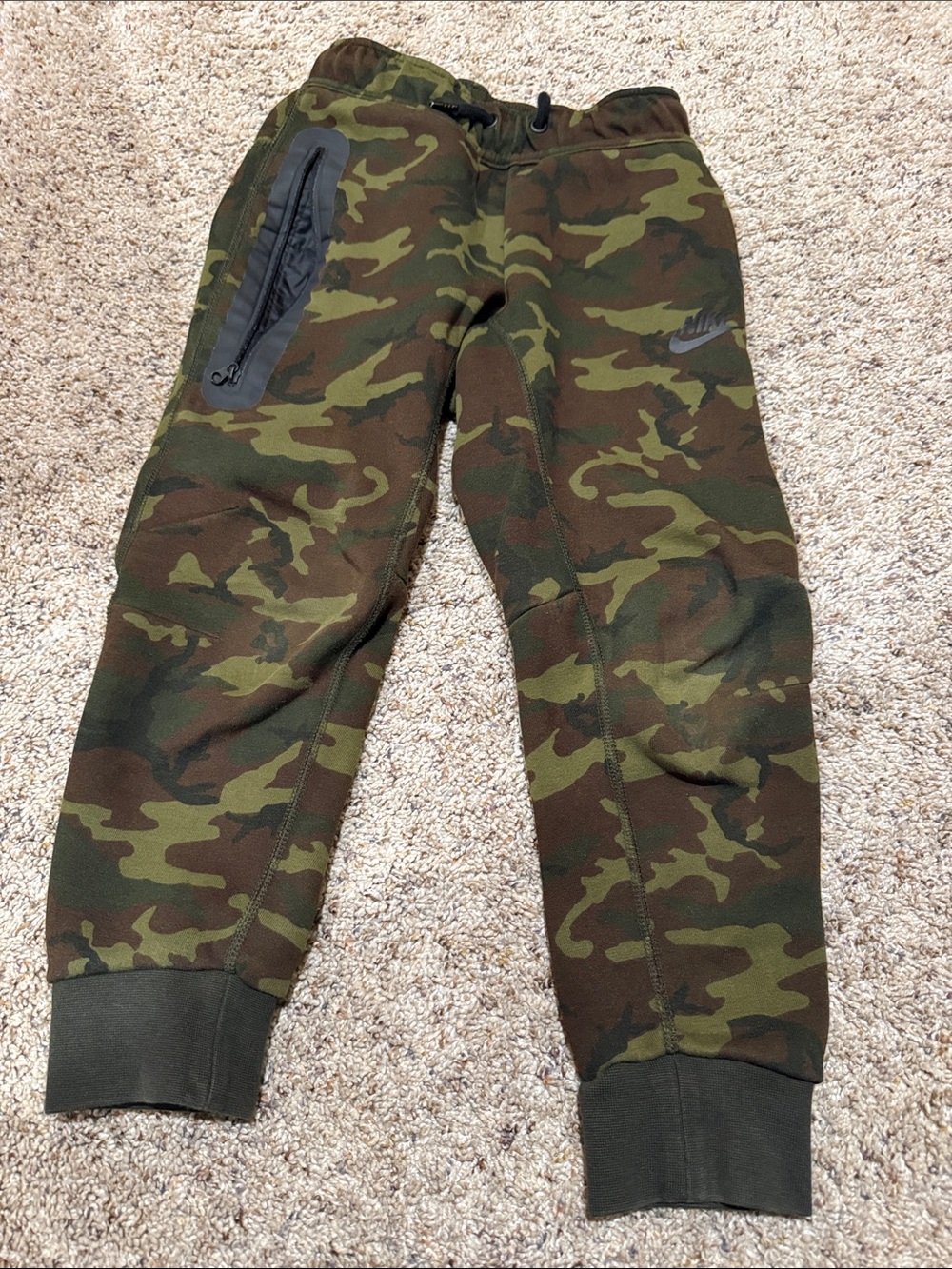 Nike tech Kids Camo Jogger Sweatpants — Olive & Dark Green
